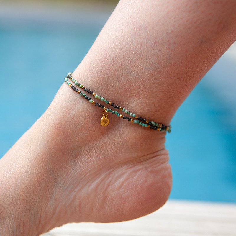 Chaîne de cheville "Loulou"  turquoise & obsidienne – Bijou double rang Petit Cœur