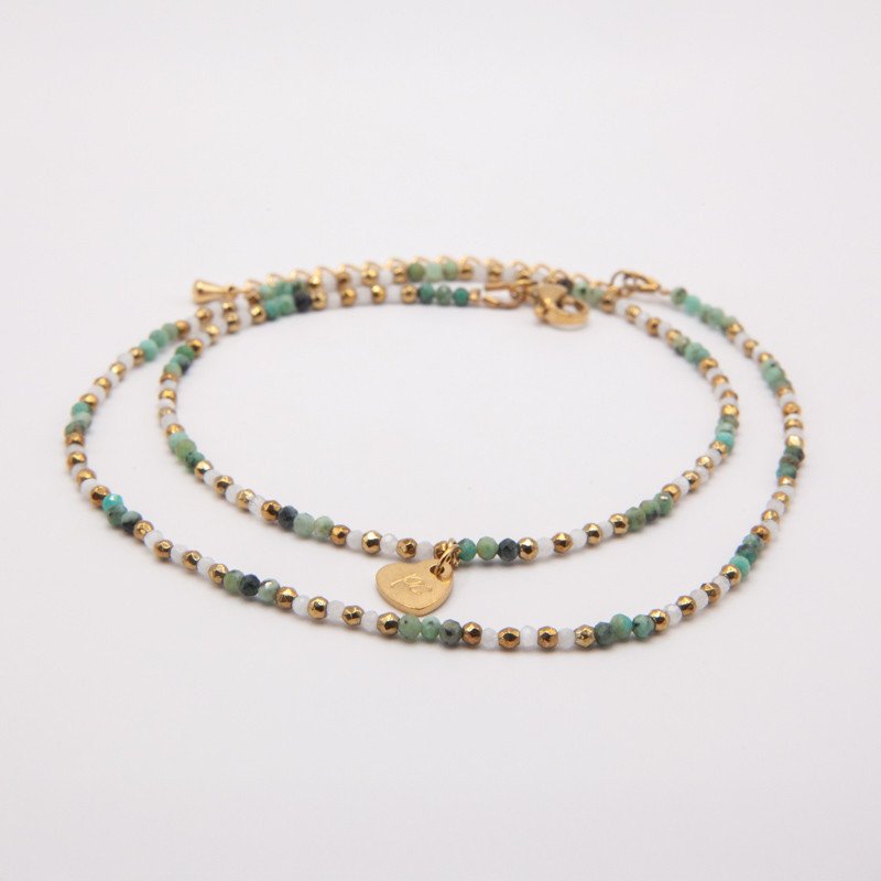 Chaîne de cheville "Eclat de Lune"pierre de lune & turquoise – Double rang doré Petit Cœur