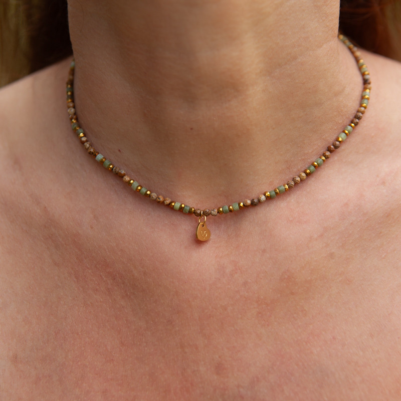 Collier ras du cou jaspe & jade de Xynyl "Havanna" – Élégance naturelle et ancrage doux | Petit Cœur