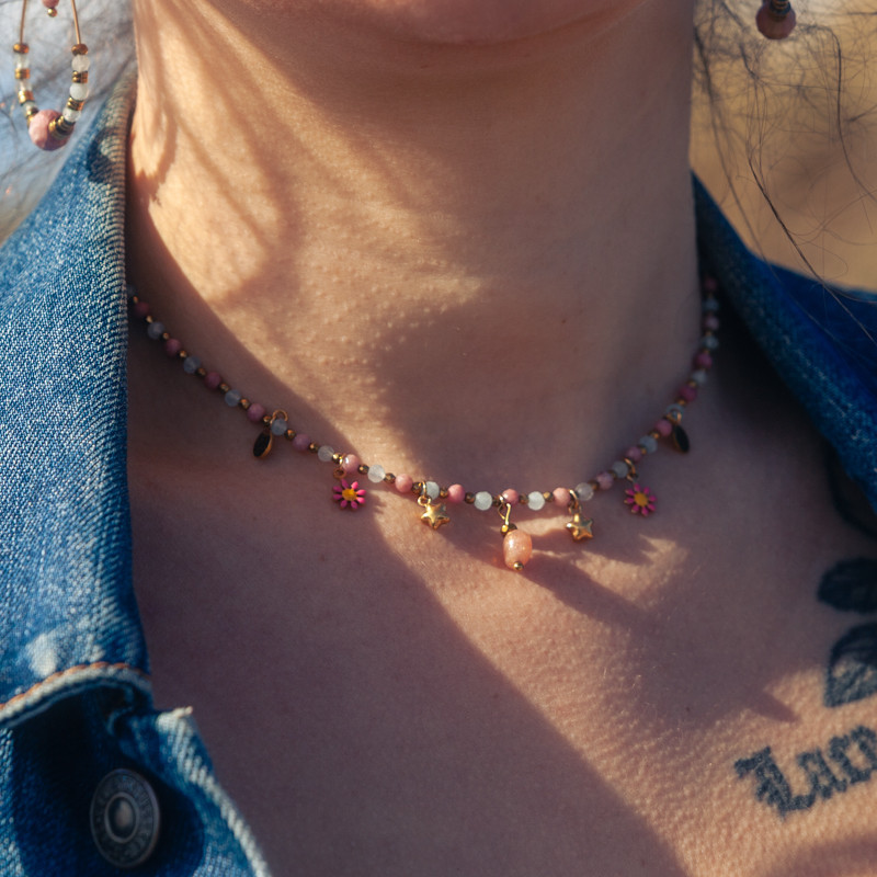 Collier ras-de-cou Nouméa en tourmaline rose, aigue-marine et pierre de soleil | Petit Cœur Bijoux